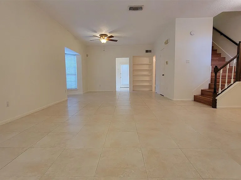 800 Country Place Dr #301 — Photo 6