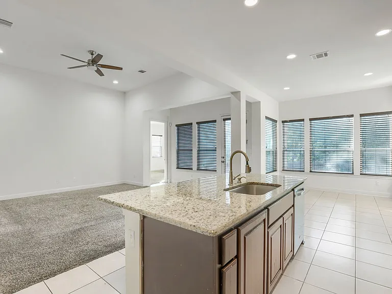 5821 Buchanan Draw Rd — Photo 31