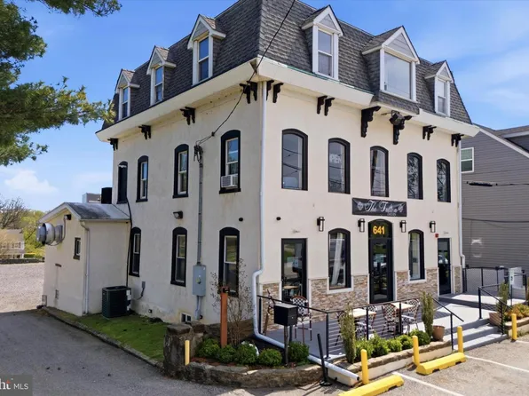 641 Old Elm St, Conshohocken, PA 19428