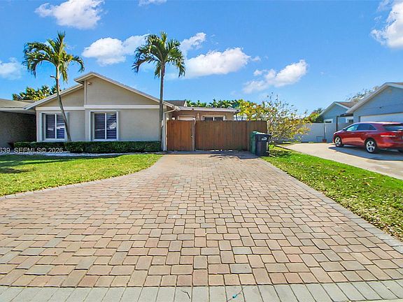 4th image of 14232 SW 155th St