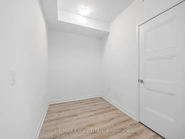25 Neighbourhood Ln #205 — Photo 17