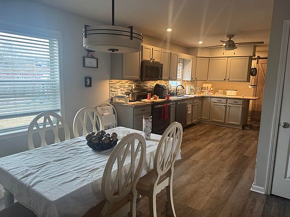 5th image of 1810 Bayshore Rd