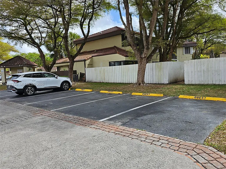 9781 SW 138th Ave #DB1R — Photo 27