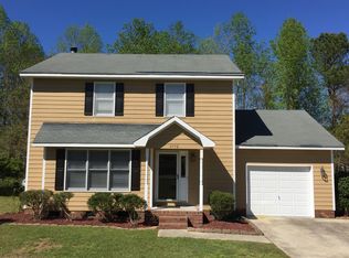 5772 Bavaria Pl, Fayetteville, NC 28314