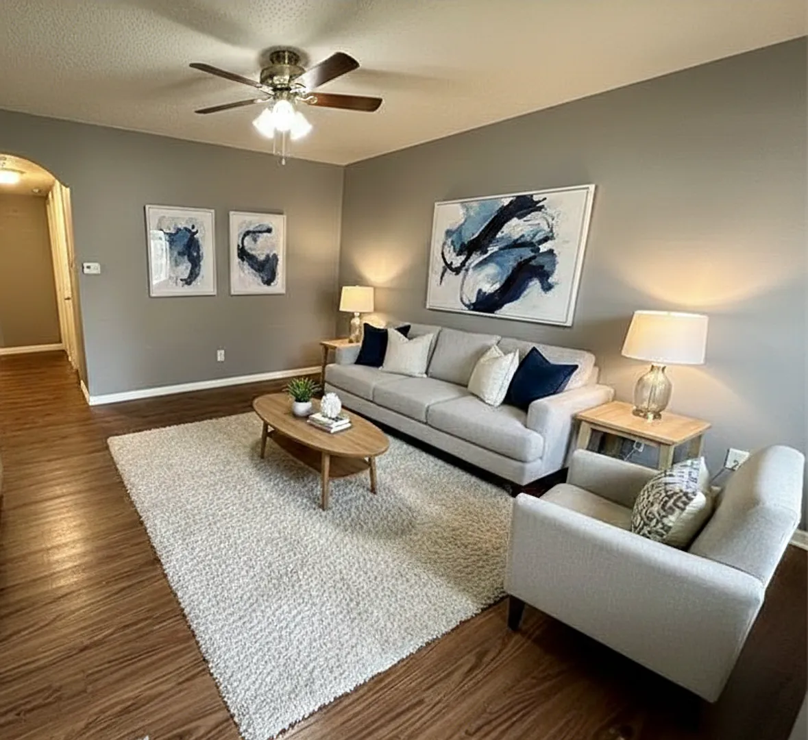 Charming 2-Bedroom Apartment in Central Austin Vintage Hills Cv — Photo 1