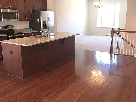 5th image of 172 Mulberry Dr