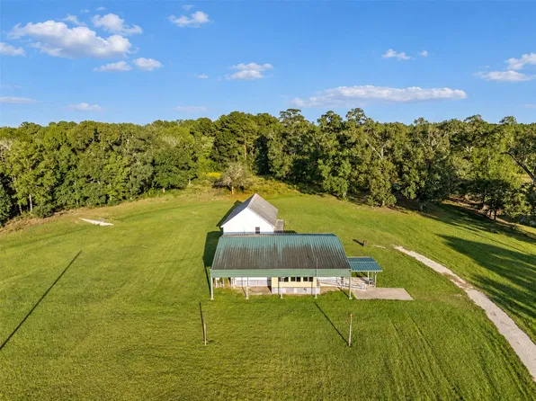 681 S Southwind Trl, Cleveland, TX 77328