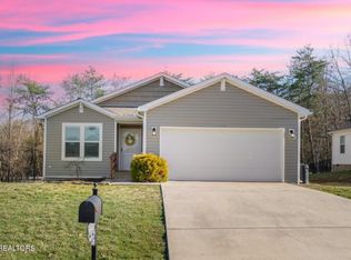 328 Contentment Ln, Knoxville, TN 37920
