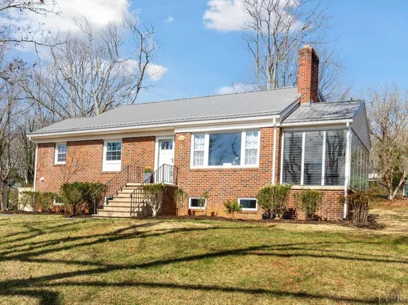 316 11th St, Altavista, VA 24517