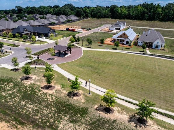 85 Huxley Dr, Starkville, MS 39759