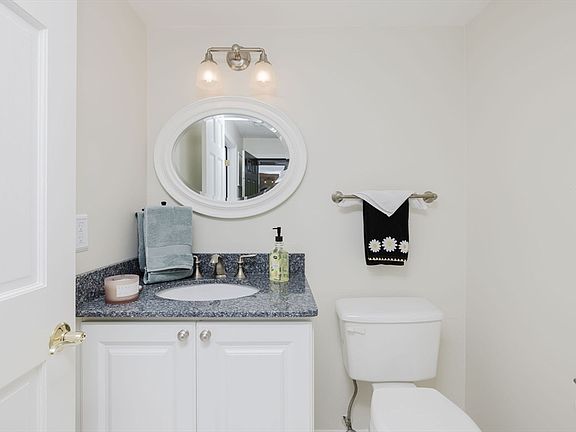 5th image of 241 Greenbrook Dr Unit 241