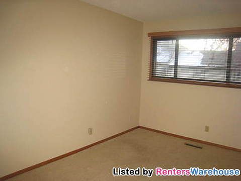 5th image of 11592 Carriage Ct