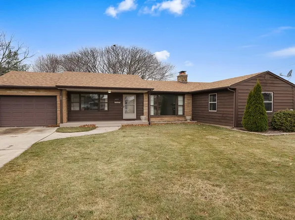 422 N Hannah Ave, Mount Morris, IL 61054