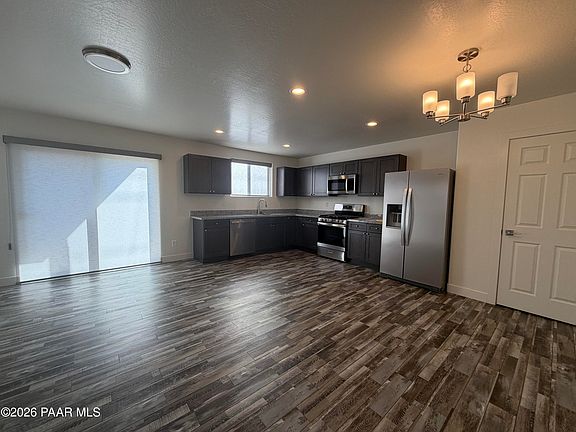 3rd image of 3965 N Robert Rd #2