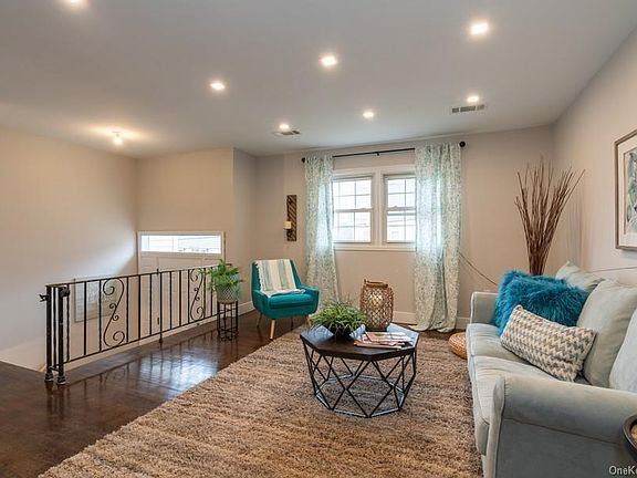 5th image of 31 Cottage Ave