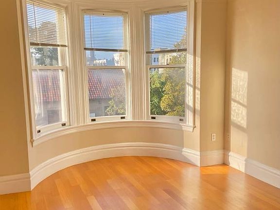 3rd image of 512 Frederick St APT 1
