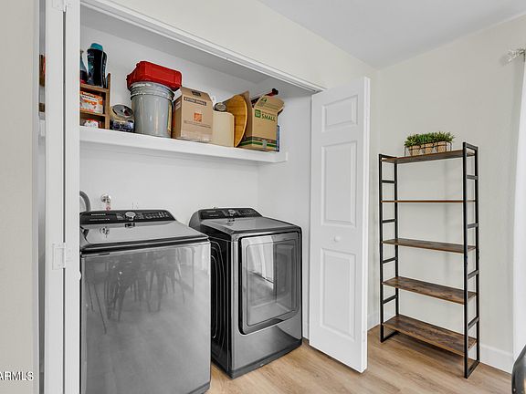 5th image of 850 S River Dr Unit 1075