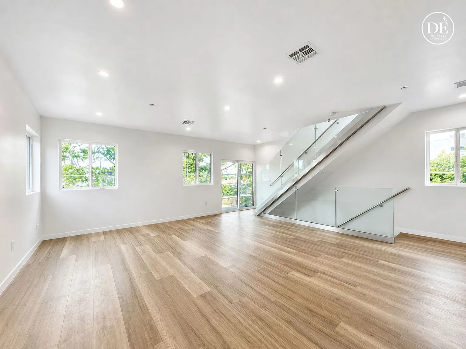 Newer Construction | Spacious Units in West Adams with Parking — Photo 3