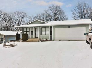 1925 Chippendale Ln, Imperial, MO 63052
