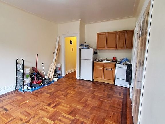 4th image of 45 Ocean Ave #40