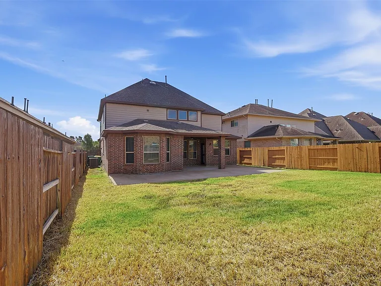 27947 Hendrix Park Dr — Photo 34