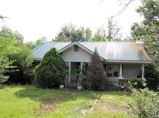 1044 Cobb Stump Rd, Fulton, MS 38843