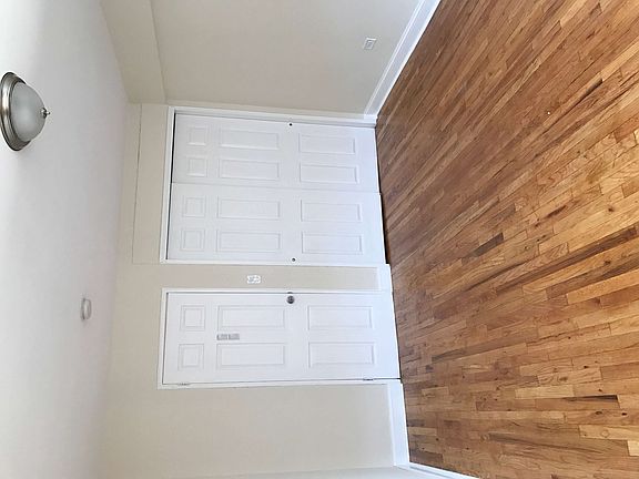 5th image of 410 E 25th St APT 4D