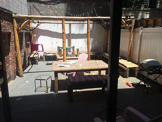 Rented by Aryeh Realty | media 23