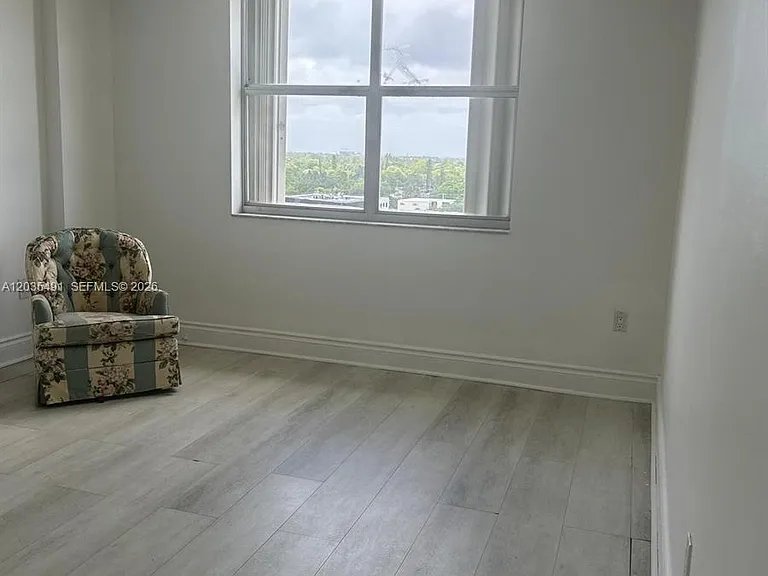 11111 NW Biscayne Blvd #11 — Photo 18