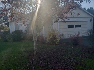 604 Pinehurst Dr, Newberg, OR 97132