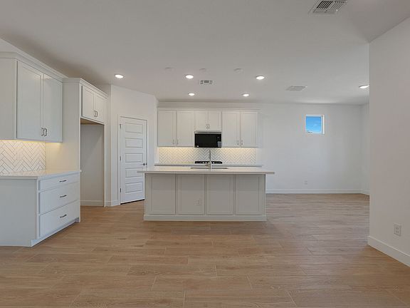 3rd image of 4328 W Bradshaw Creek Ln