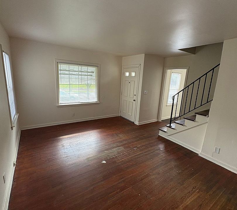 1st image of 2137 N Homestead Dr