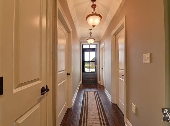 3rd image of 164 Waterford Dr