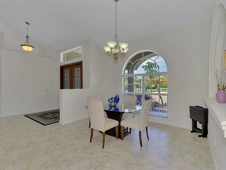 900 Park Place Dr — Photo 25