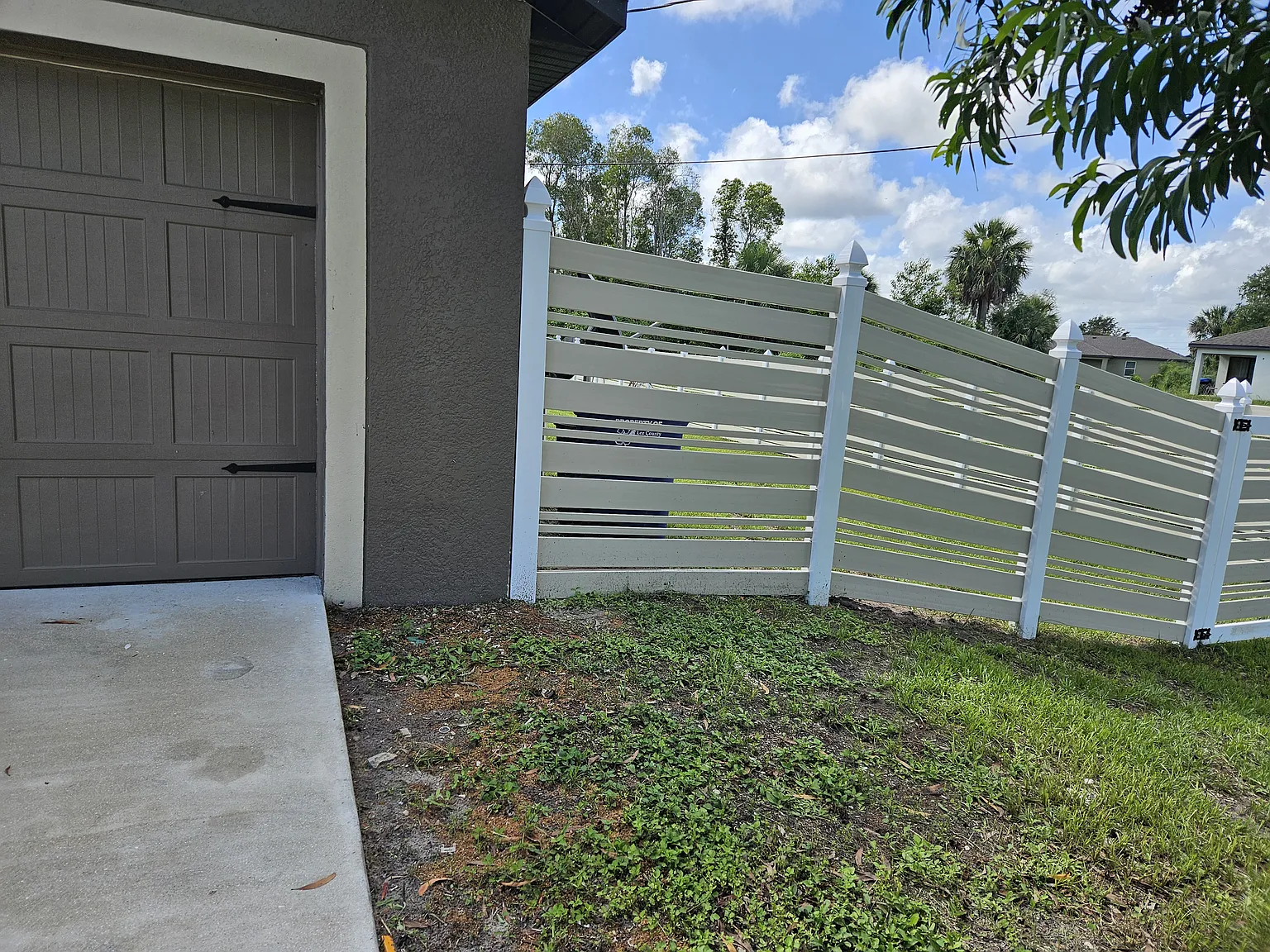 807 Lystra Ave — Photo 2
