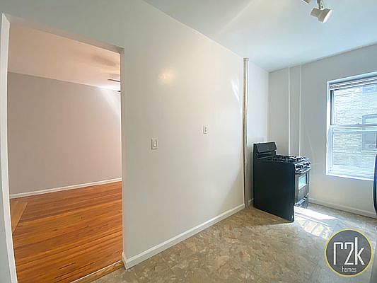 3rd image of 31-69 33rd St #4