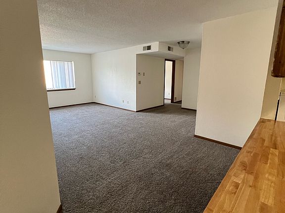 2nd image of 1526 9th Ave S #303
