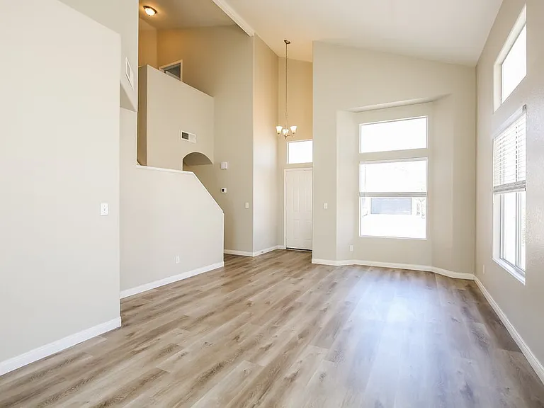9009 Ballad Ave — Photo 7