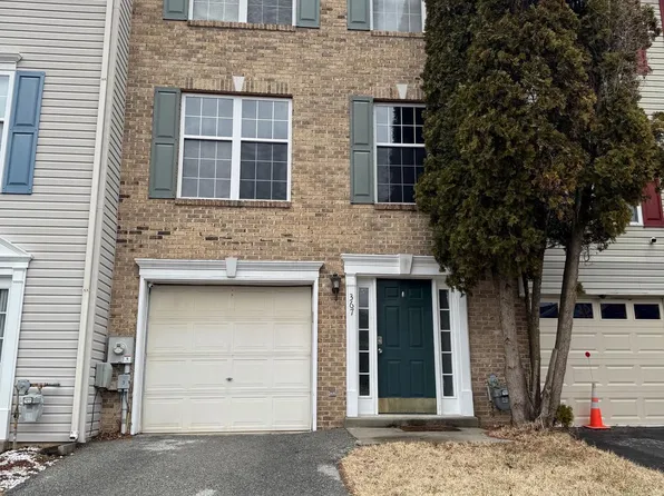 367 Norman Dr, Newark, DE 19702