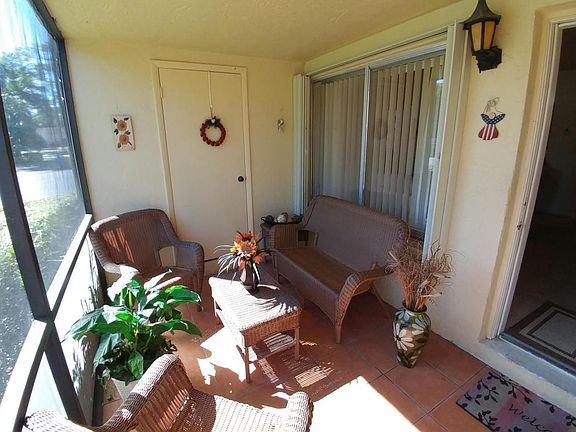 3rd image of 401 Pine Glen Ln APT A-1