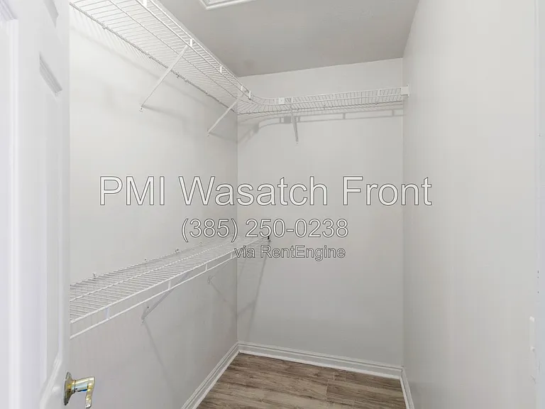 3211 S 945 E — Photo 5