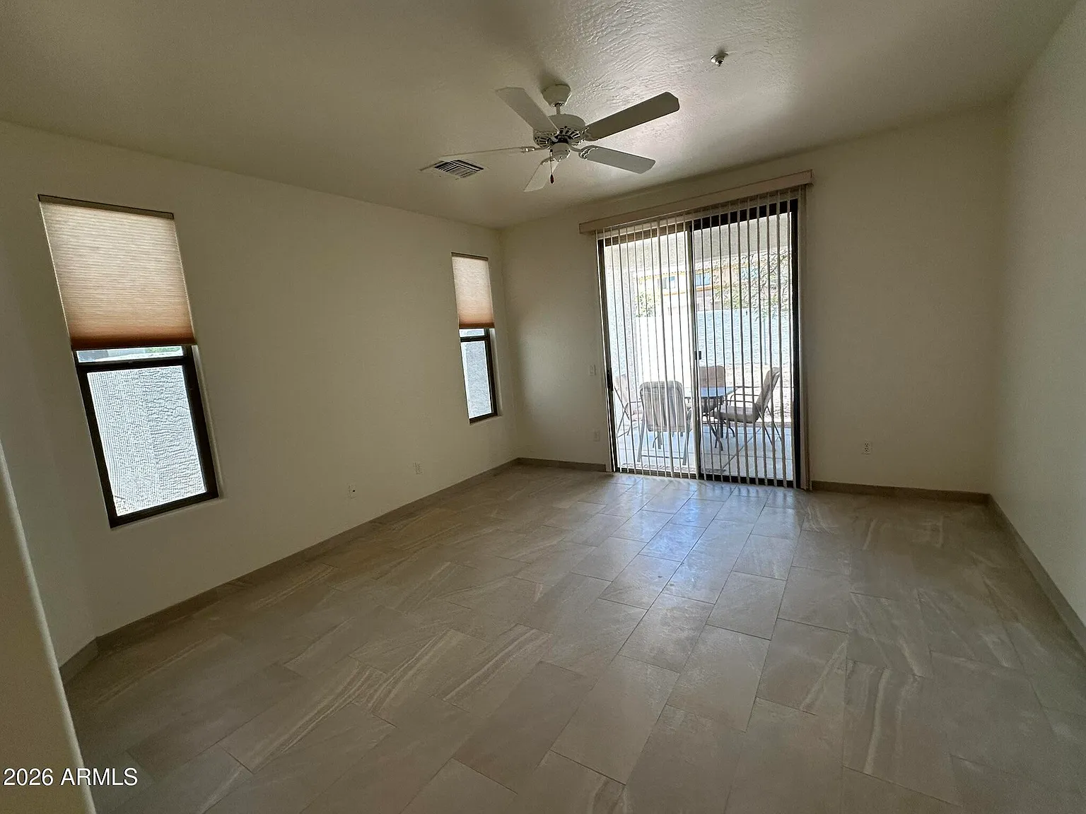 3 bed, 2.0 bath, 1356 sqft, $2,395 — Photo 3