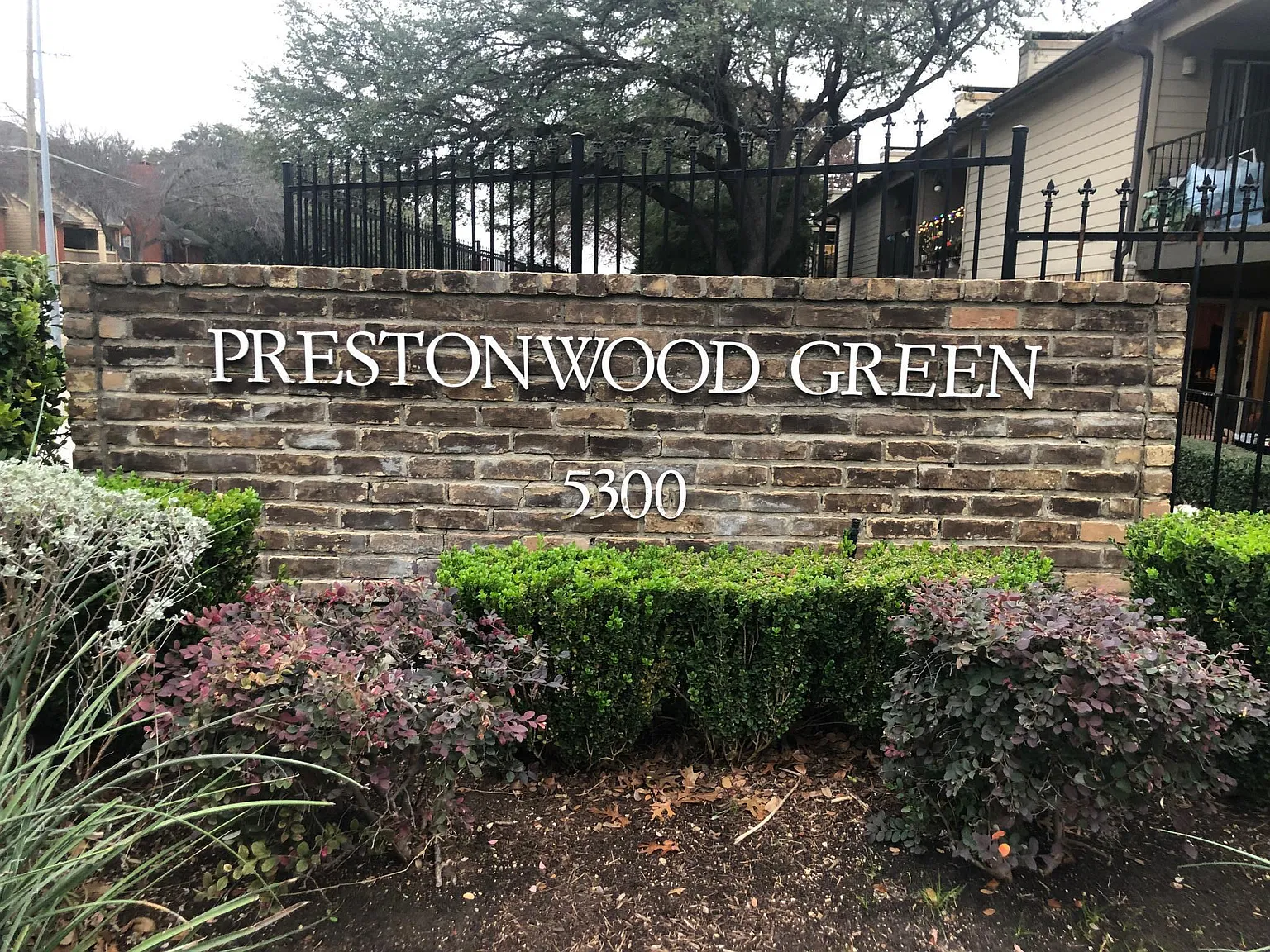 2 bed, 1200 sqft, $1,600 — Photo 1