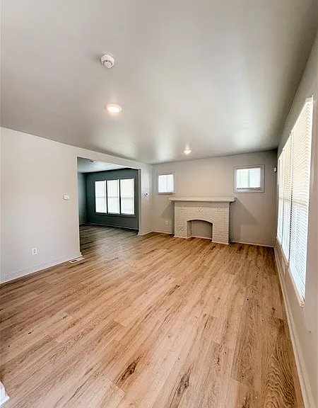 13395 Maiden St — Photo 2