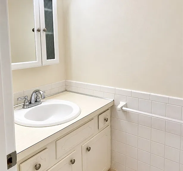 25 Greentree Ln #43 — Photo 13