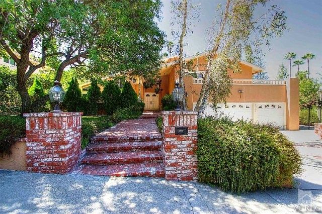 1st image of 4801 Winnetka Ave