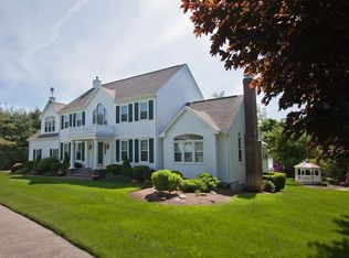 11 Langlee Rd, Hingham, MA 02043