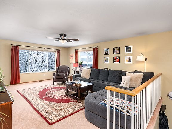 4th image of 305 Kelly Rd APT F21