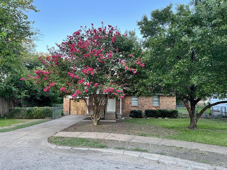 1st image of 2812 Almeta Dr