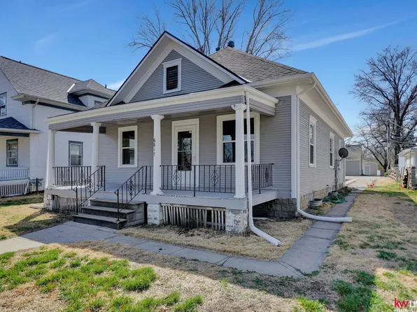 6817 Havelock Ave, Lincoln, NE 68507